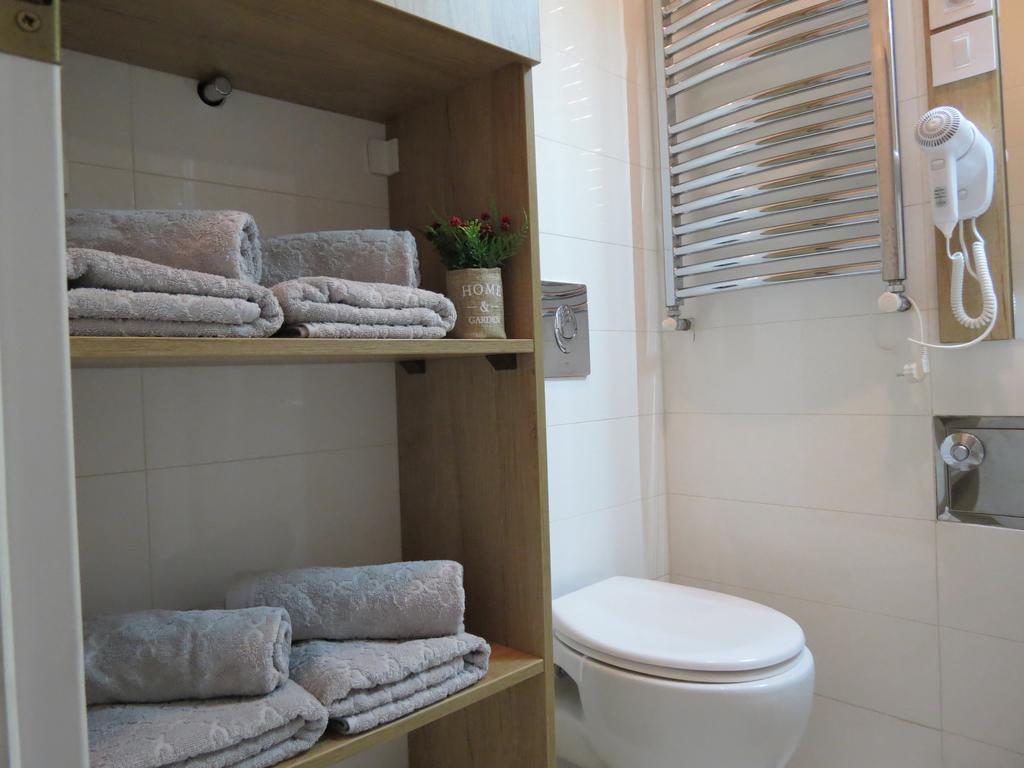 Aria Royal Nusic Apartment Belgrado Buitenkant foto